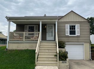 1676 2nd St, Beaver, PA 15009