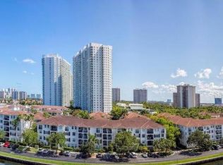 3250 NE 188th St APT 704, Aventura, FL 33180