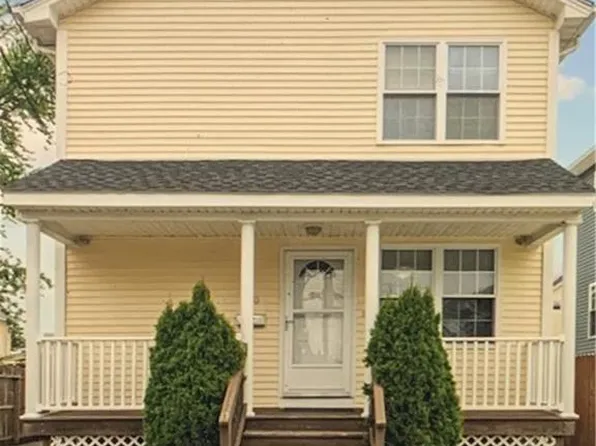 463 Potters Ave, Providence, RI 02907