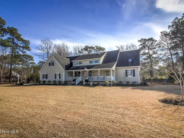 307 Lord Granville Drive, Morehead City, NC 28557