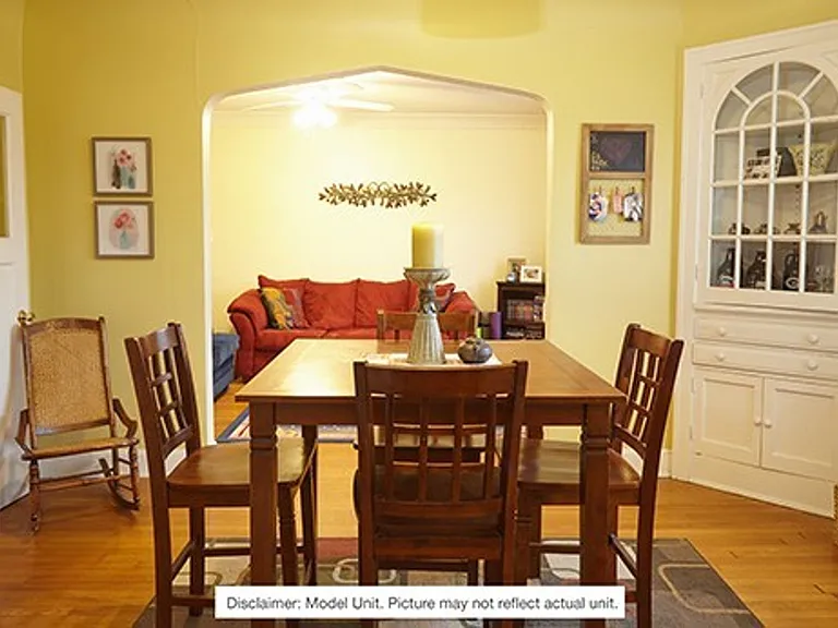 2556 N Murray Ave — Photo 13