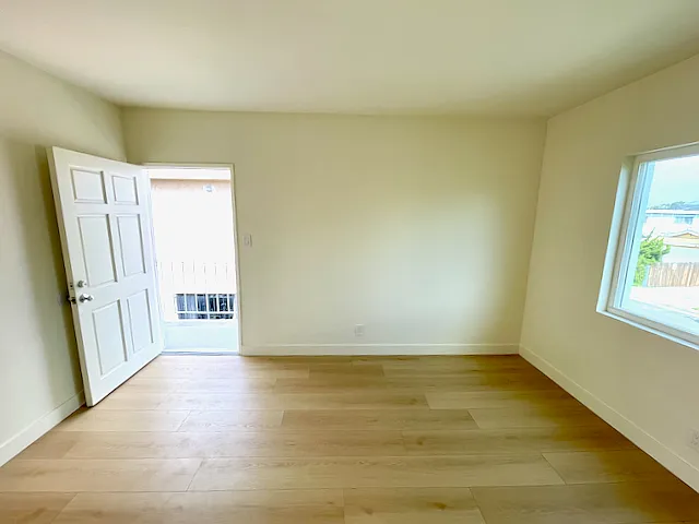 2 bed, 650 sqft, $1,995 — Photo 2