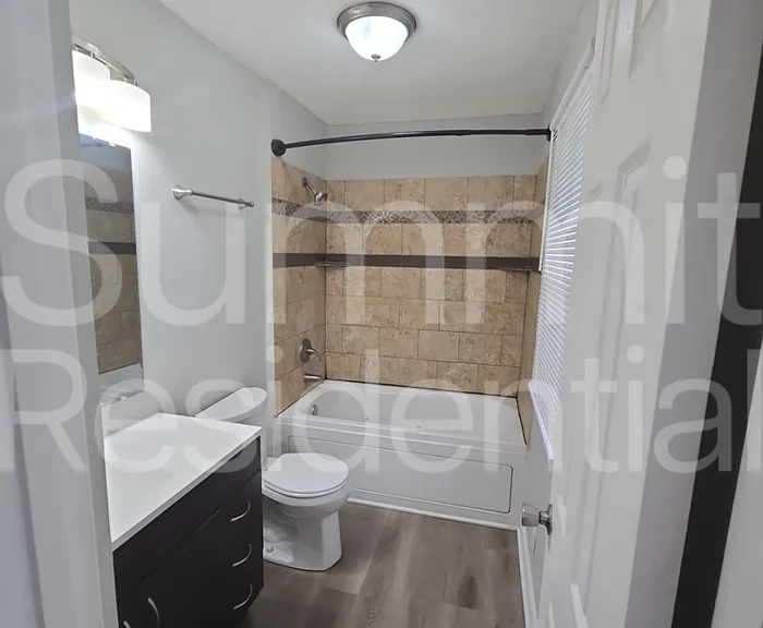 12805 Ewing Ave — Photo 12