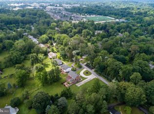 1939 County Line Rd, Villanova, PA 19085