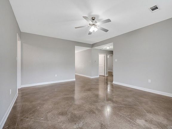 5th image of 1325 Acuff Ln