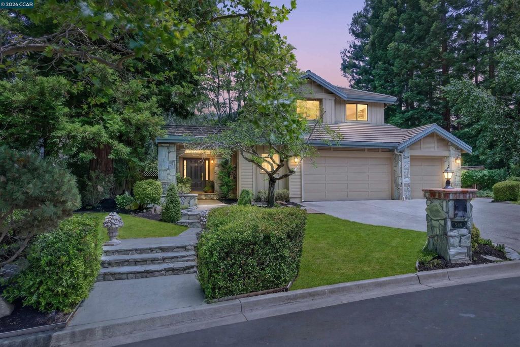 549 Buttonwood Drive 2