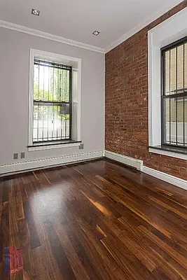 Rented by REAL New York | media 17