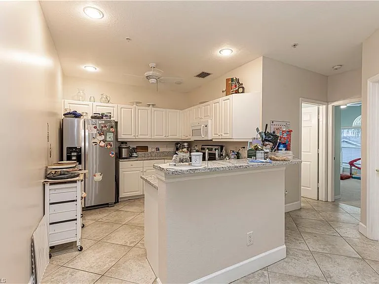2120 Cay Lagoon Dr #222 — Photo 10