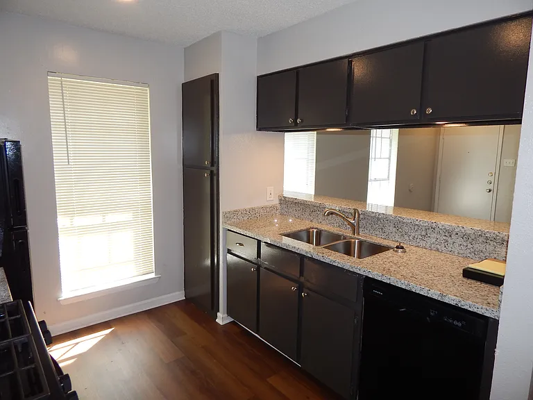 3 bed duplex kitchen