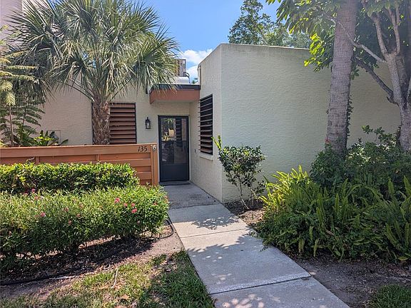 3rd image of 135 WILD PALM DRIVE