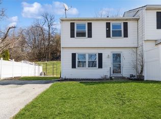 416 River St, Beacon, NY 12508