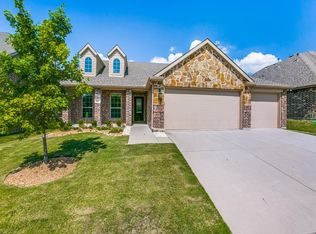 261 Orbit Dr, Lavon, TX 75166