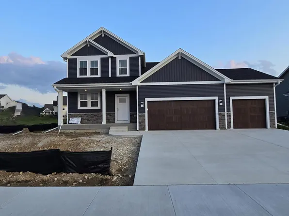 1517 Patton DRIVE, Hartford, WI 53027