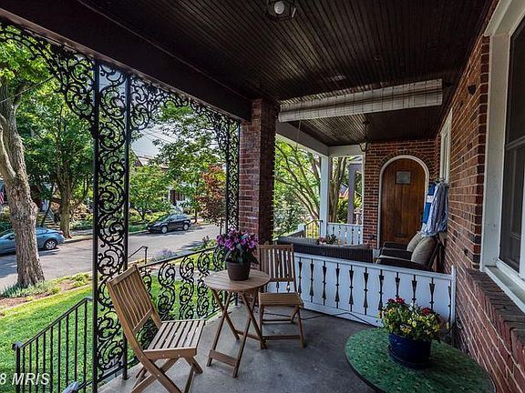 Front Porch for evening breezes