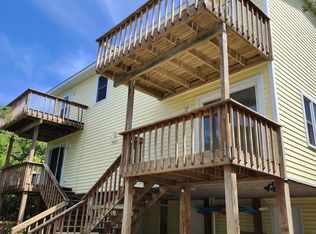 106 Rhett St #W, Emerald Isle, NC 28594