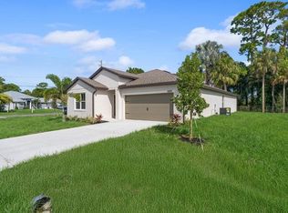 1689 SW Abingdon Ave, Port Saint Lucie, FL 34953