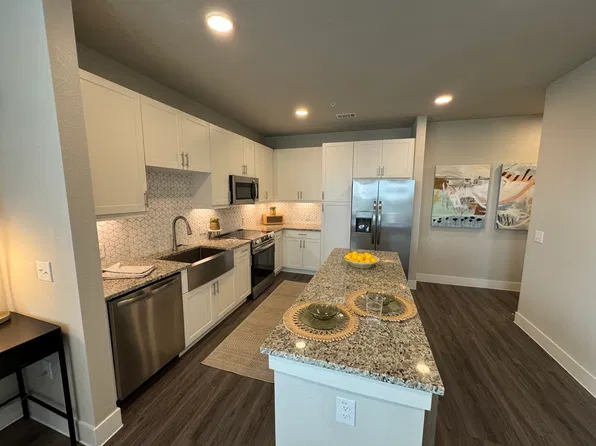 (undisclosed Address), New Braunfels, TX 78130