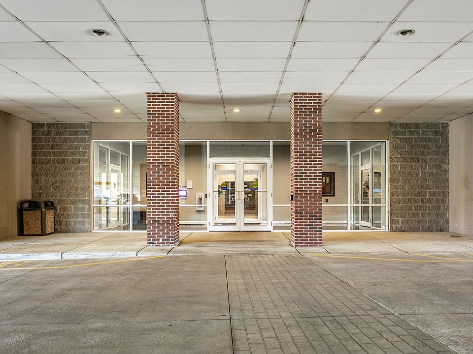 1st image of 435 Virginia Ave Unit 203
