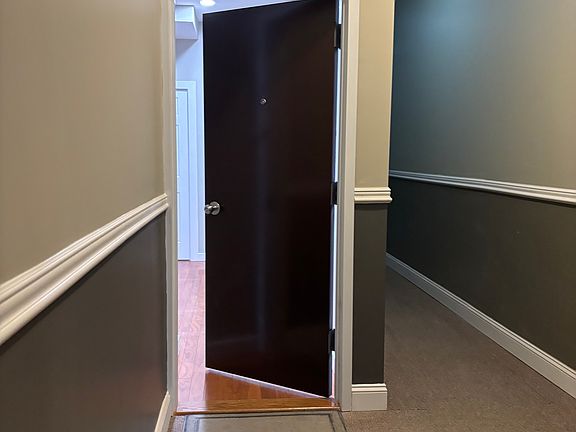3rd image of 725 Sansom St Ste 202