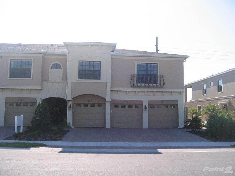 Exterior (Center garage)