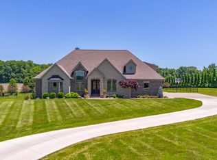 5100 Ellerbusch Rd, Newburgh, IN 47630