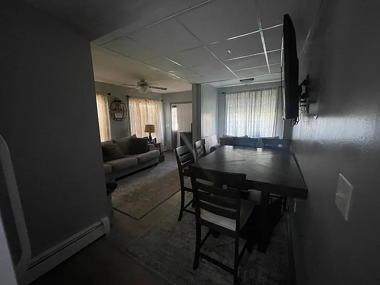 413 Stephenson St #B — Photo 3