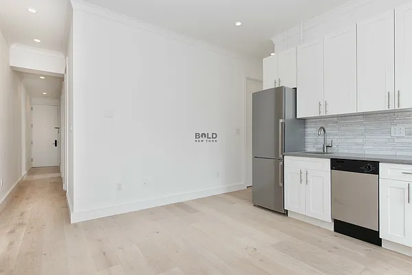 Rented by Bold New York | media 30