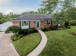 6 Woodcrest Ct, Highland Heights, KY 41076