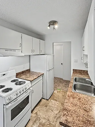 Floor plan 305