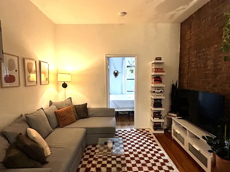 224 E 85th St #3B — Photo 8