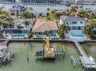 150 Devon Dr, Clearwater, FL 33767