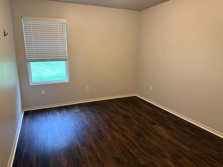 4704 Judes Park — Photo 10