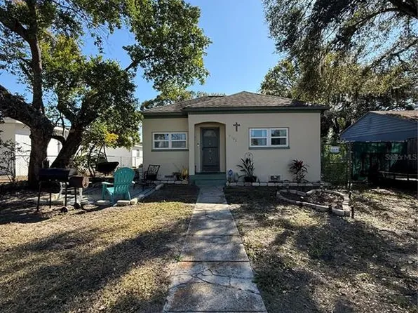 6100 Main St APT A, New Pt Richey, FL 34653