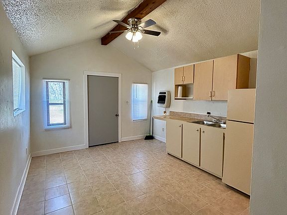 4th image of 1724 S Husband St #D