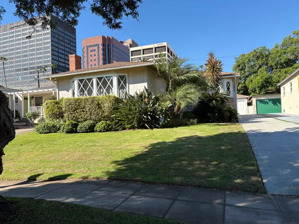 10833 Wellworth Ave, Los Angeles, CA 90024