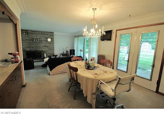 2nd image of 1733 Horseshoe Blvd
