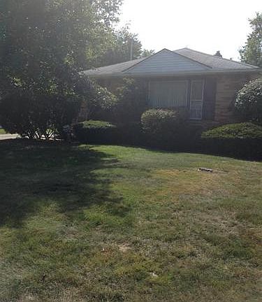 2nd image of 1144 Dennis Cir