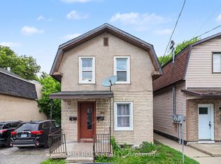 89 Marier Ave, Ottawa, ON K1L5S2