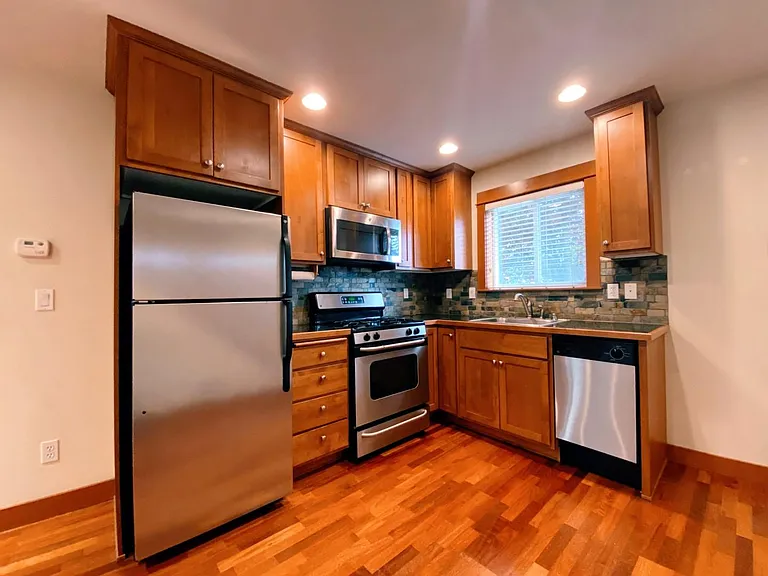 1132 N 91st St #D — Photo 5
