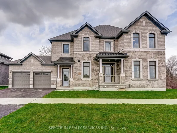 74 Strickland Ave, Brantford, ON N3T 0X7