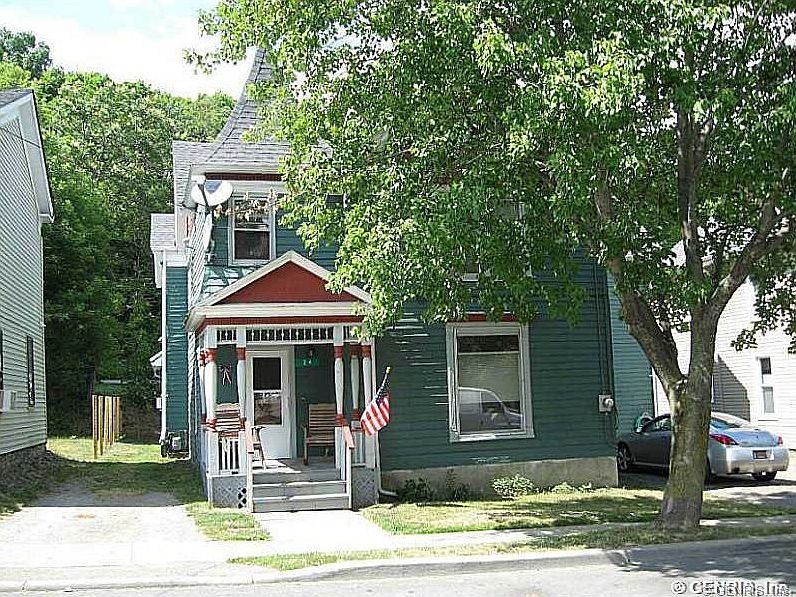 2nd image of 24 William St