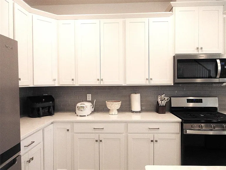 2252 Celebration Blvd — Photo 10
