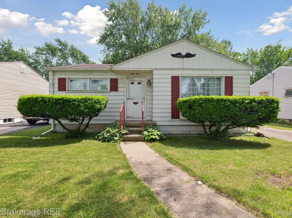 812 E Atherton Rd, Flint, MI 48507