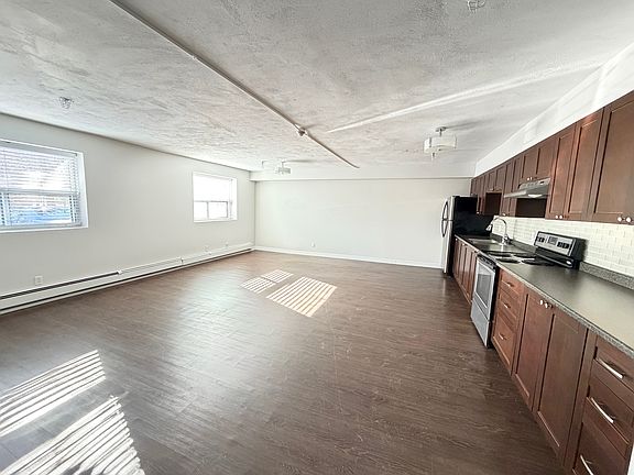 2nd image of 20 Bradmon Dr #107