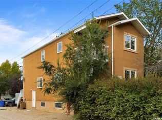 1358 Arthur St, Regina, SK S4T4V8