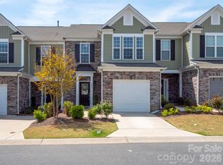 827 Canoe Song Rd, Fort Mill, SC 29708