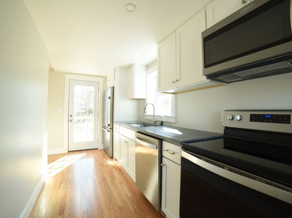 76 Slades Corner Rd #1