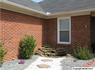 1416 Lake Crest Dr SW, Decatur, AL 35603