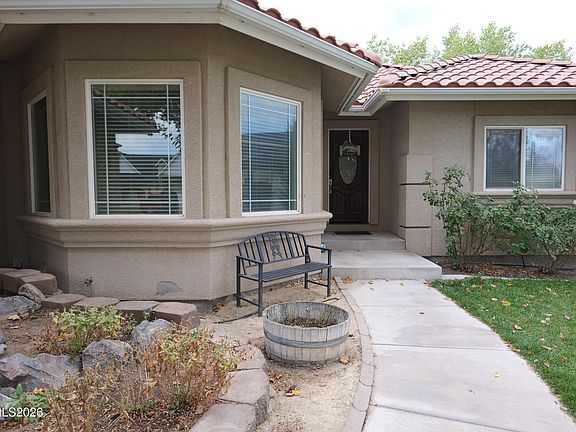 2nd image of 1133 Dixie Ln