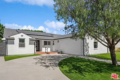 12849 Tiara St Photo 1